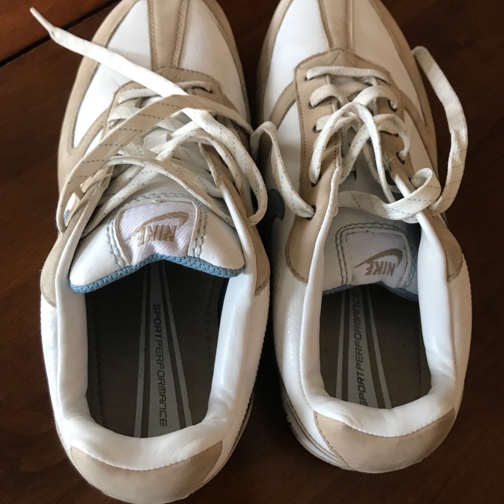 Nike shoes size 7
